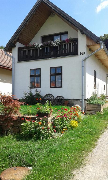 Gazdovsky Dvor "U Tlaciarov" Liptovský Trnovec Exterior foto